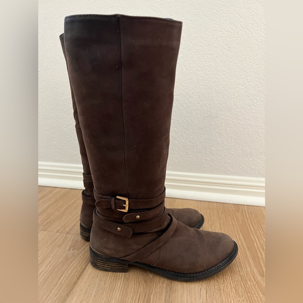 Steve Madden Albany brown knee high boots, size 8, suede leather